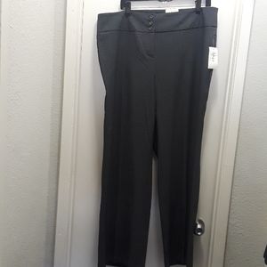 Style & co women's Gray wide leg, mid rise Short l